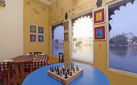 Sarovar - Lake Facing Boutique Hotel On Lake Pichola